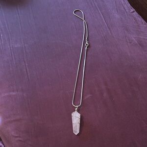 Elegant Silver Necklace with Crystal Pendant